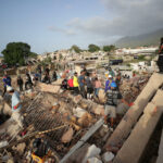 Se elevan a mil 430 muertos por el doble terremoto en Venezuela