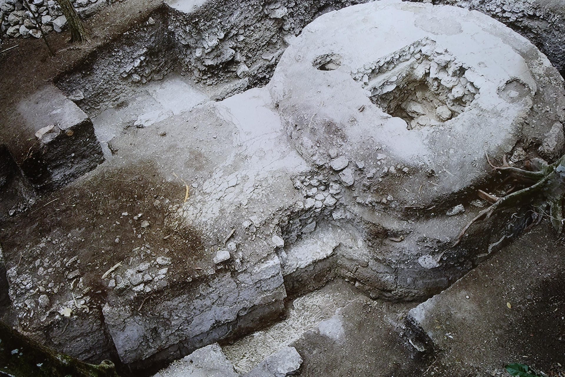 Hallan en el norte de Guatemala una estructura ritual maya de hace 2 mil años