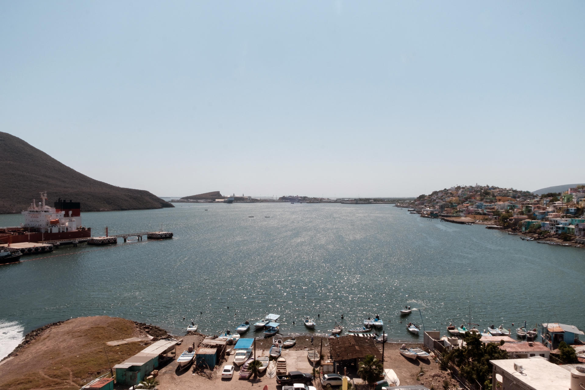 “Aquí nos quedaremos”, pueblos indígenas firmes tras tomar planta de amoniaco en Sinaloa “Aquí nos quedaremos”, pueblos indígenas firmes tras tomar planta de amoniaco en Sinaloa