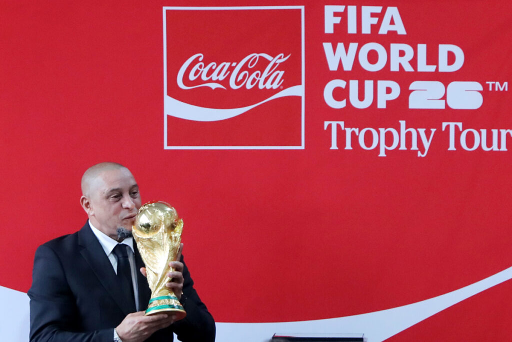 A días del Mundial 2026, la CDMX presume el trofeo original de la FIFA - a-dias-del-mundial-2026-la-cdmx-presume-el-trofeo-original-de-la-fifa-2-1024x683