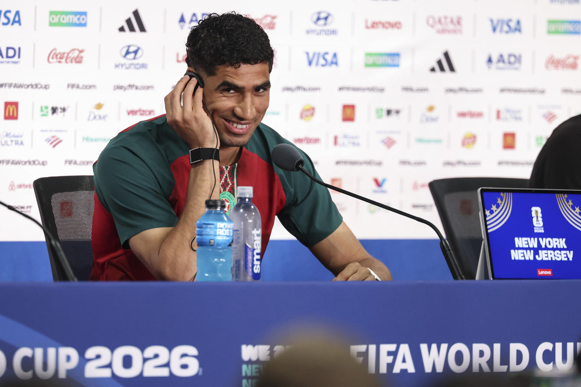 FIFA incluirá el español de forma sistemática en todas las conferencias de prensa del Mundial FIFA incluirá el español de forma sistemática en todas las conferencias de prensa del Mundial