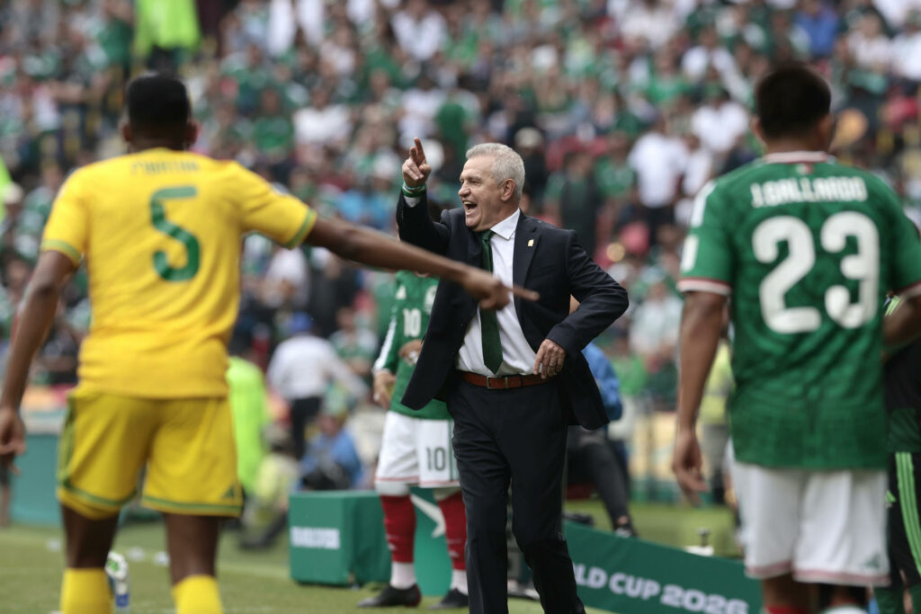 Aguirre asegura que escenario de inauguración de Mundial les pesó a algunos jugadores