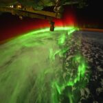 Auroras australes sorprenden a astronautas en la Estación Espacial Internacional