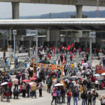 Propone gobierno de México fortalecer el sistema de pensiones, pero maestros de la CNTE continúan con protestas