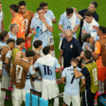 Bielsa critica las pausas de hidratación en el Mundial: “Le quitan mucho al fútbol”