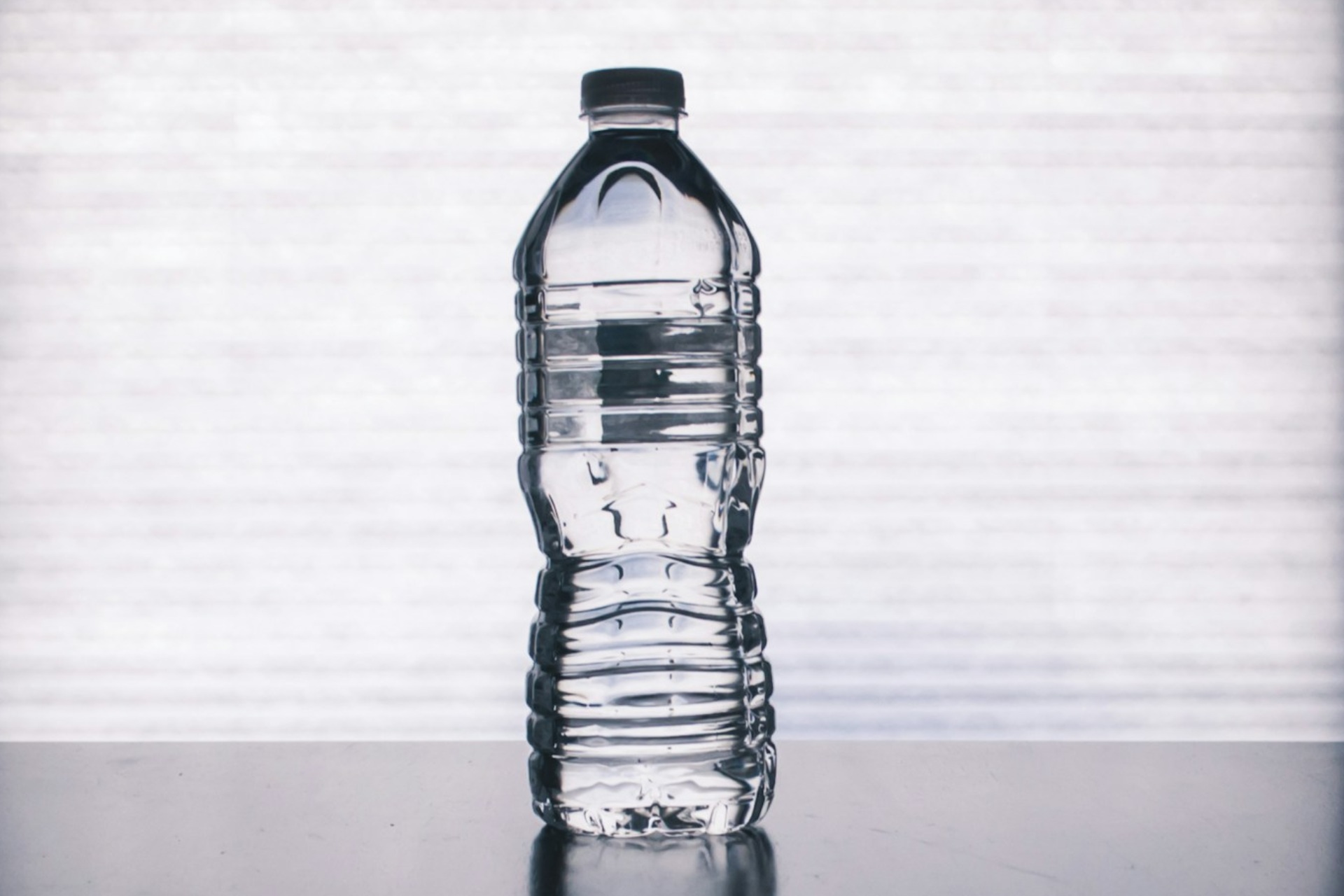 Mudnial 2026: FIFA da marcha atrás y permitirá a los aficionados llevar botellas de agua a los estadios