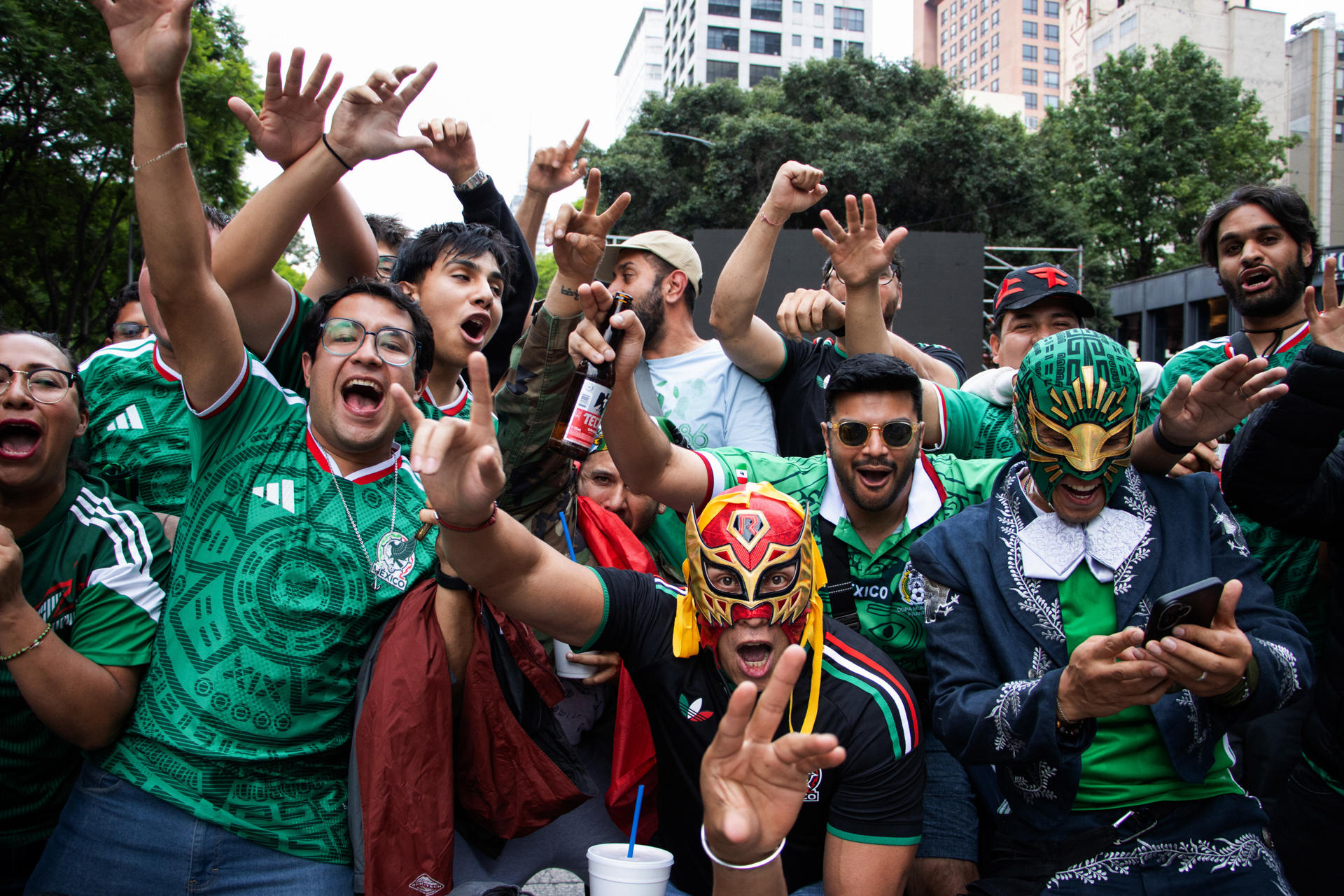 Empresas financiarán derechos de transmisión del Mundial en Fan Fest de Ciudad de México Empresas financiarán derechos de transmisión del Mundial en Fan Fest de Ciudad de México