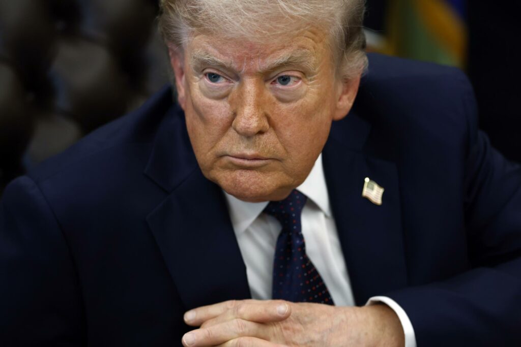 Trump asistirá a la final del Mundial de fútbol y entregará el trofeo junto a Infantino