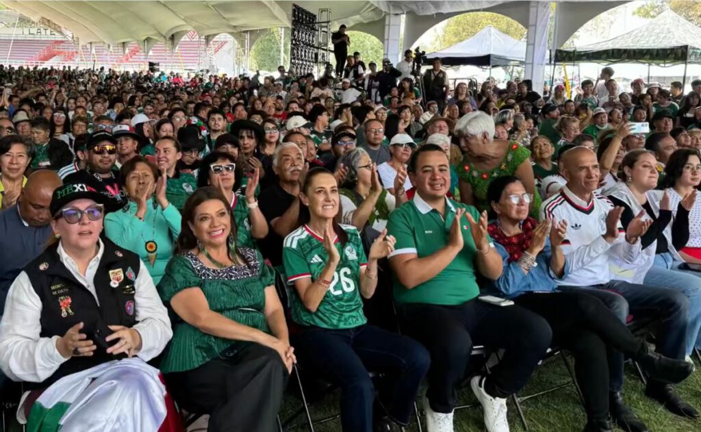 Presidenta Sheinbaum disfruta la inauguración del Mundial 2026 en la GAM