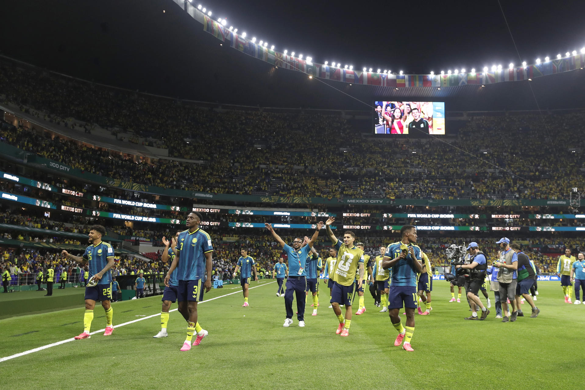 Néstor Lorenzo reconoce que Estadio Ciudad de México le pesó a Colombia
