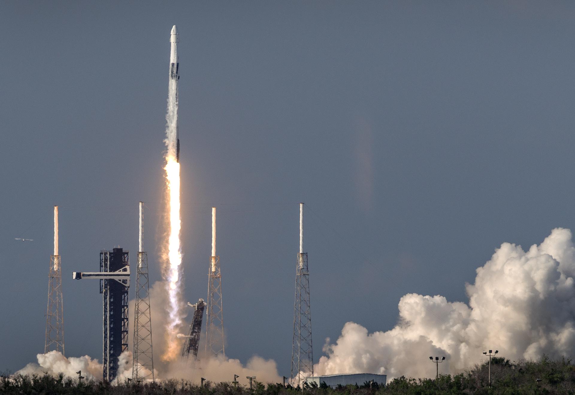SpaceX se dispara casi 20 % en Wall Street en su primer día completo de cotización