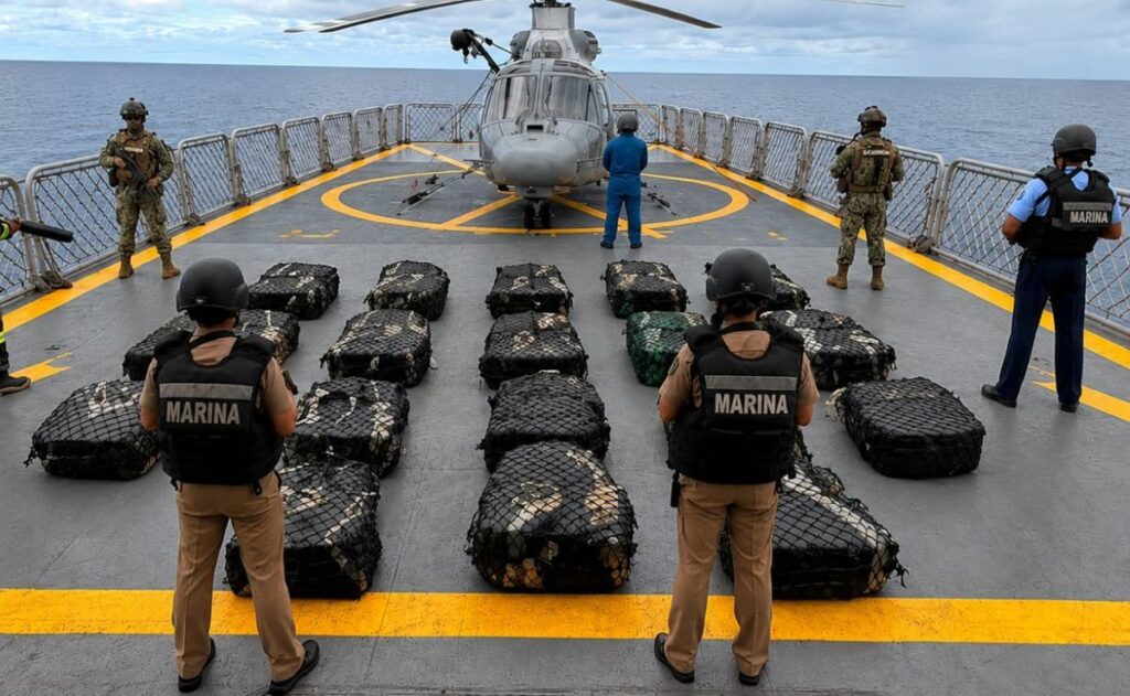 Aseguran más de 800 kg de cocaína en costas de Guerrero; hay 5 detenidos