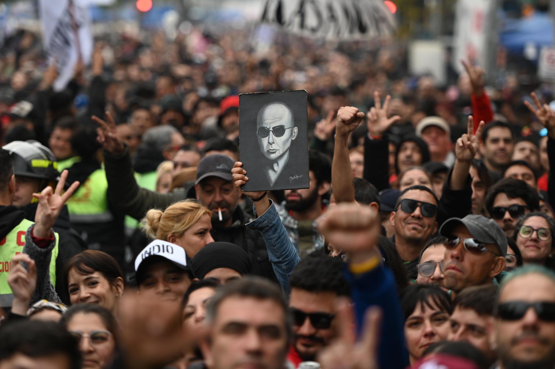 El ‘Indio’ Solari “fue un músico para el pueblo”, dicen fans en su despedida El ‘Indio’ Solari “fue un músico para el pueblo”, dicen fans en su despedida