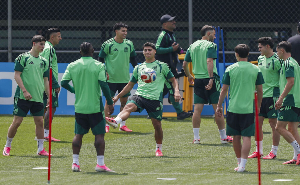 México en el Mundial: El Tri quiere imponer su estilo ante un Ecuador rápido y peligroso - el-tri-quiere-imponer-su-estilo-ante-un-ecuador-rapido-y-peligroso-2-1024x631