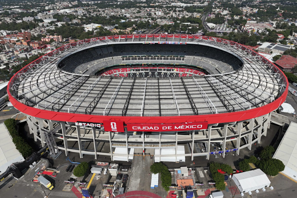 Vecinos del Estadio Ciudad de México ofrecen estacionamiento para el Mundial: ¿Cuánto cuesta?