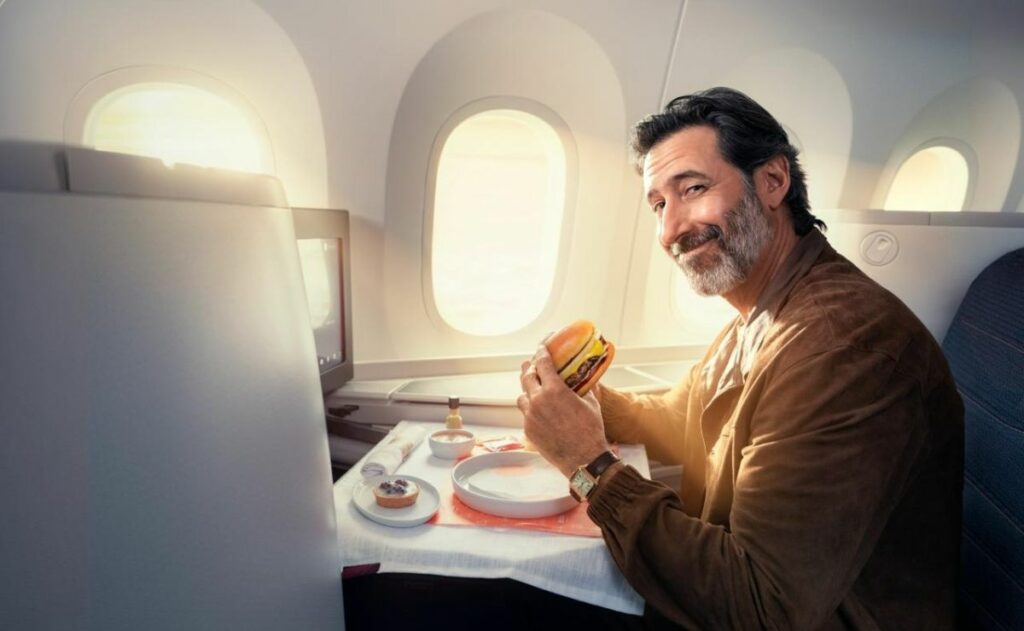 Aeroméxico se alía con Bobo Burgers para ofrecer experiencias premium a sus pasajeros