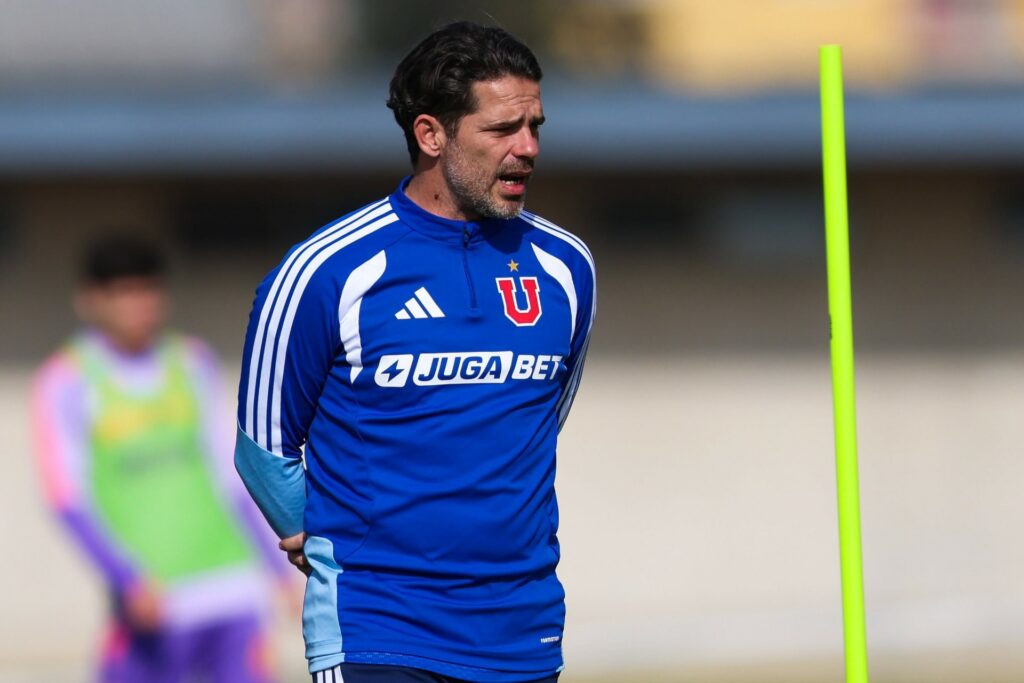 Fernando Gago, extécnico de Chivas y Necaxa, sufrió un infarto en Chile