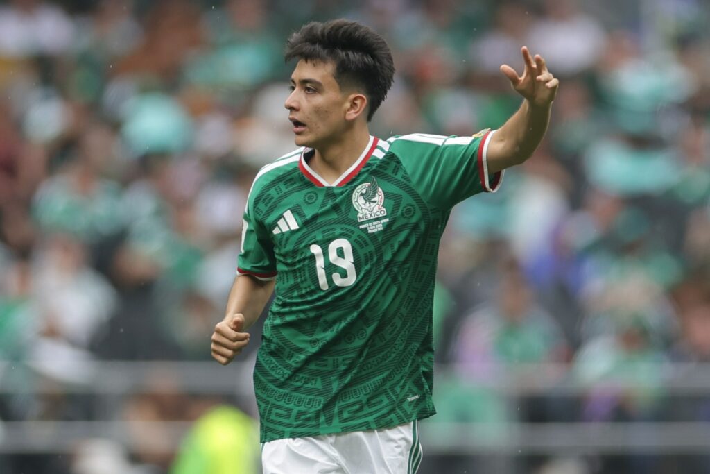 Gilberto Mora, el futbolista mexicano más joven en jugar un Mundial
