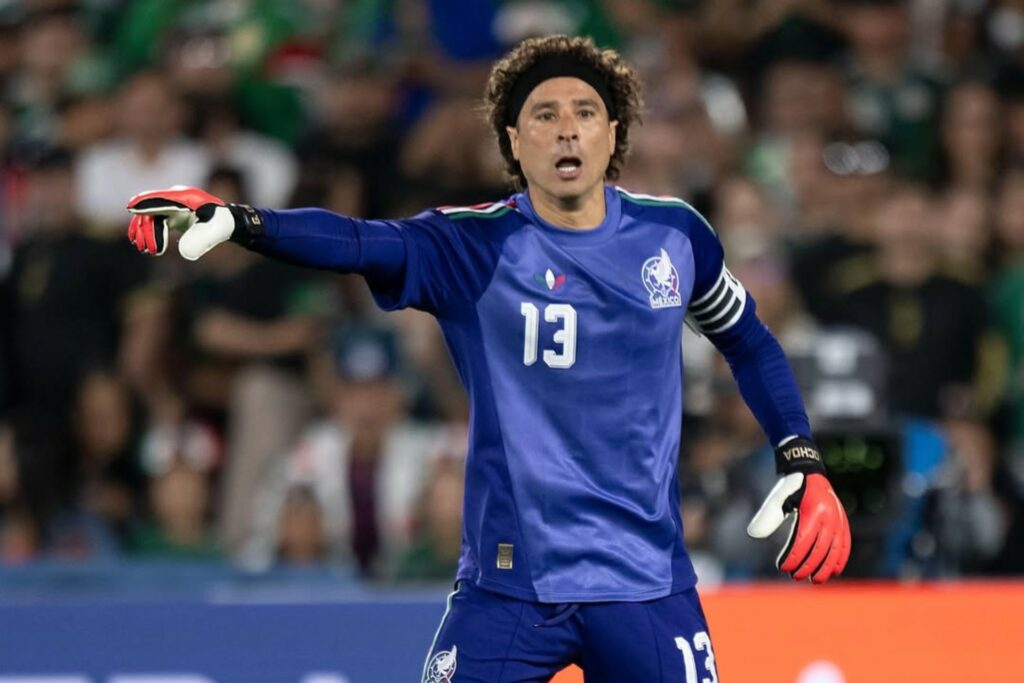 Guillermo Ochoa hace historia: Se une a Messi y Cristiano Ronaldo con seis convocatorias mundialistas