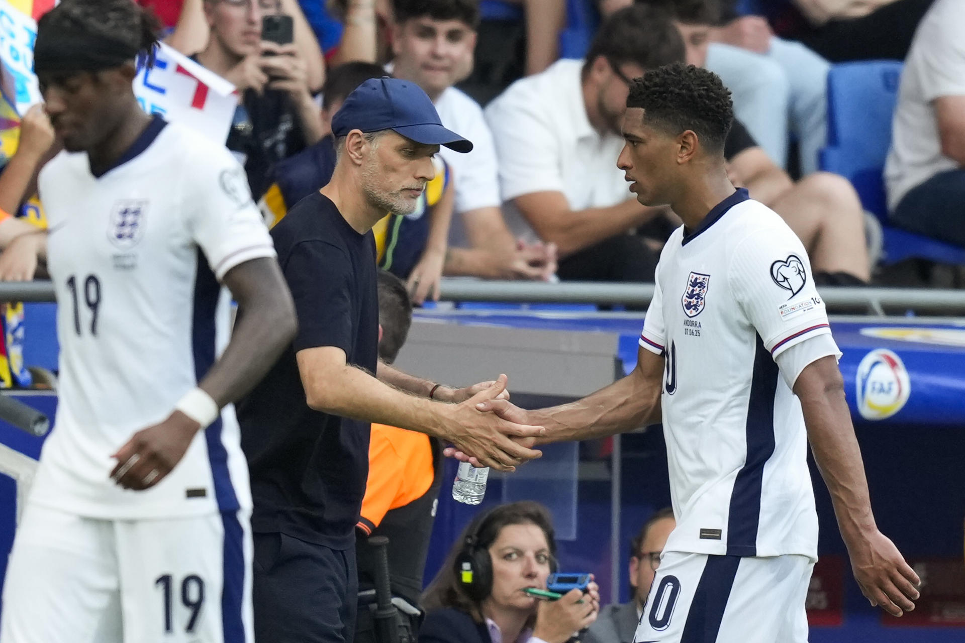 Inglaterra recupera zapatos y balones que le robaron en Kansas City