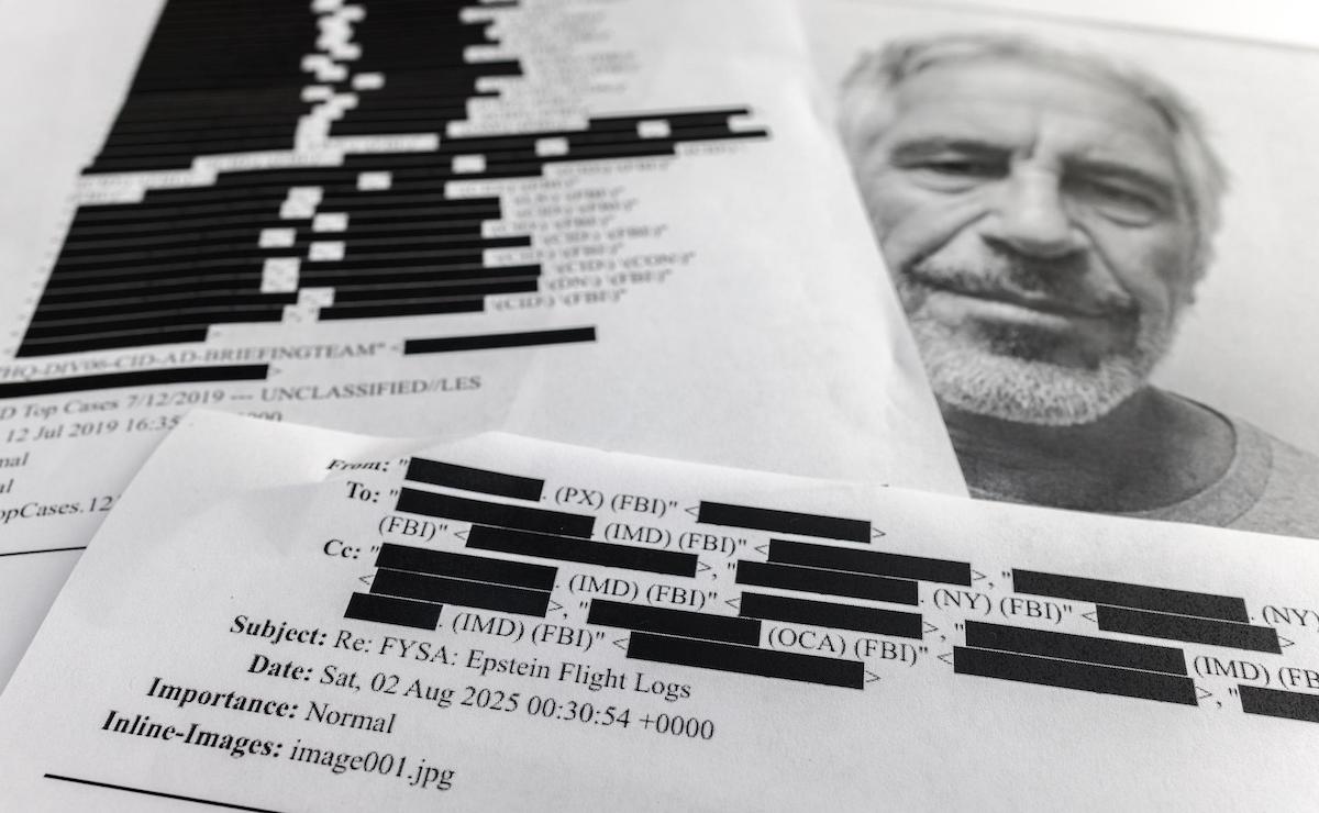 Instalan en Washington sala de lectura con millones de archivos Epstein