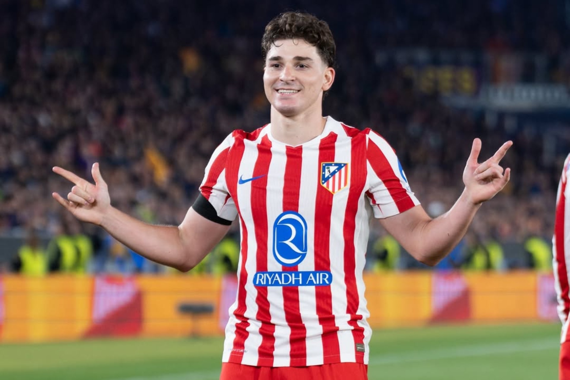 Real Madrid ofrece 150 millones de euros por el argentino Julián Álvarez Real Madrid ofrece 150 millones de euros por el argentino Julián Álvarez