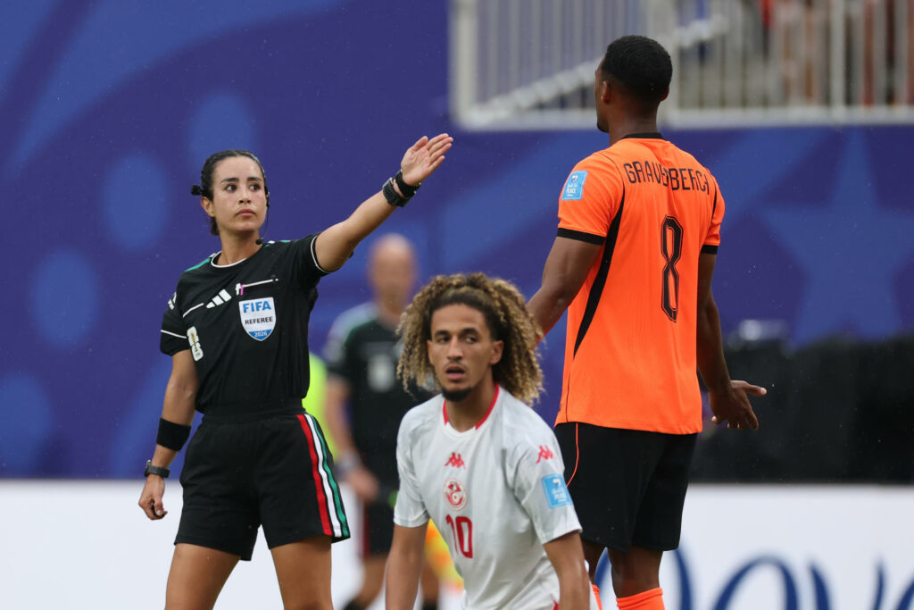 Mundial 2026: ¿Por qué la árbitra Katia Itzel García portó los colores de México en su uniforme?