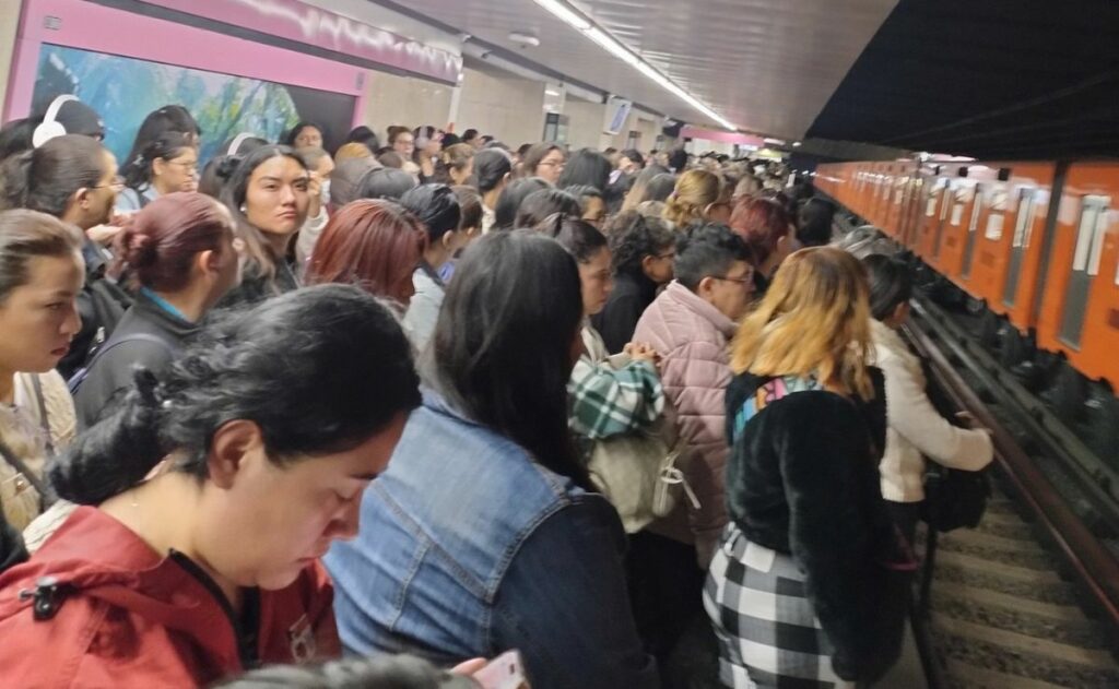 Lluvia complica avance en tres líneas del Metro CDMX