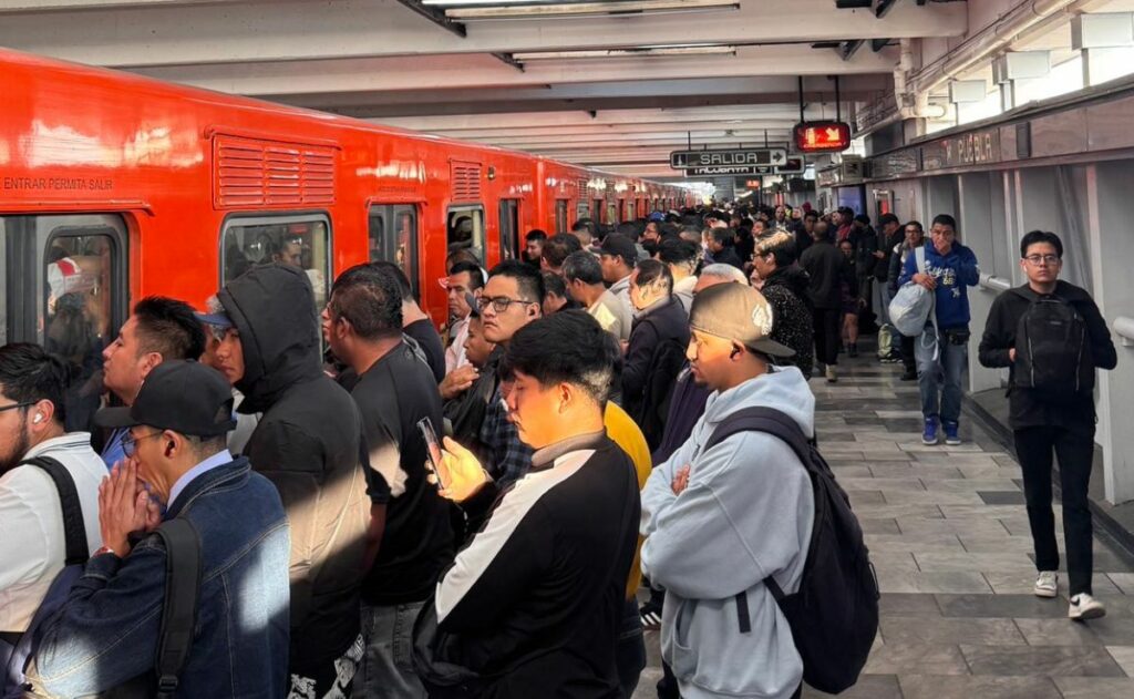 Metro CDMX, con afluencia alta pero circulación constante de trenes