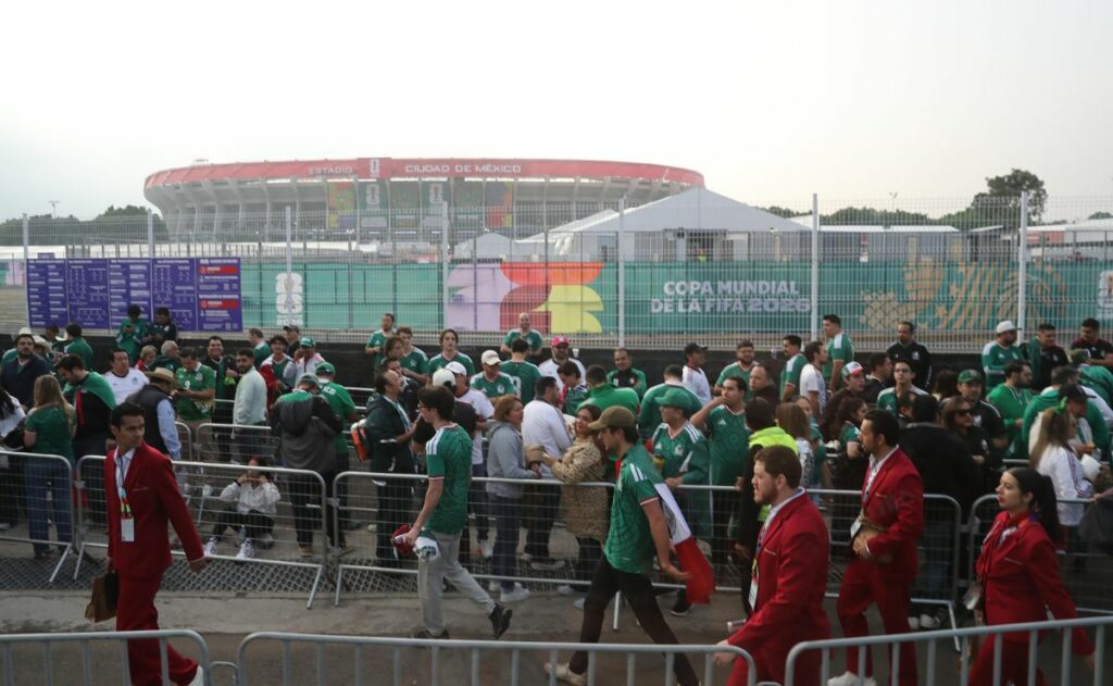 El Mundial 2026 va pese a marcha de la CNTE, afirma Segob