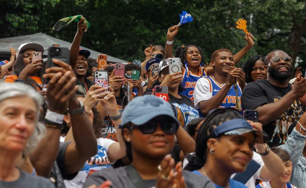 Los Knicks rompen récords en ventas tras conquistar la NBA - los-knicks-rompen-records-en-ventas-tras-conquistar-la-nba-2-1024x631