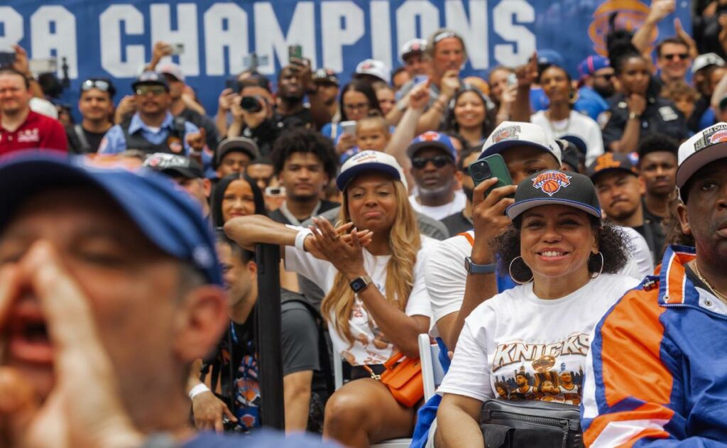 Los Knicks rompen récords en ventas tras conquistar la NBA - los-knicks-rompen-records-en-ventas-tras-conquistar-la-nba-3-1024x631