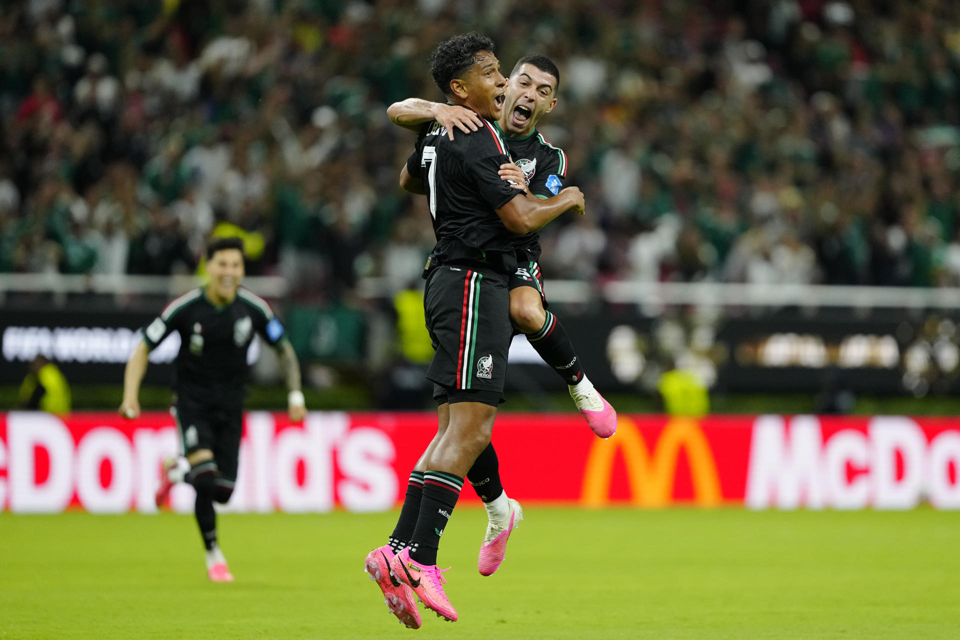 México se impone Corea del Sur y avanza a 16vos de final del Mundial México se impone Corea del Sur y avanza a 16vos de final del Mundial