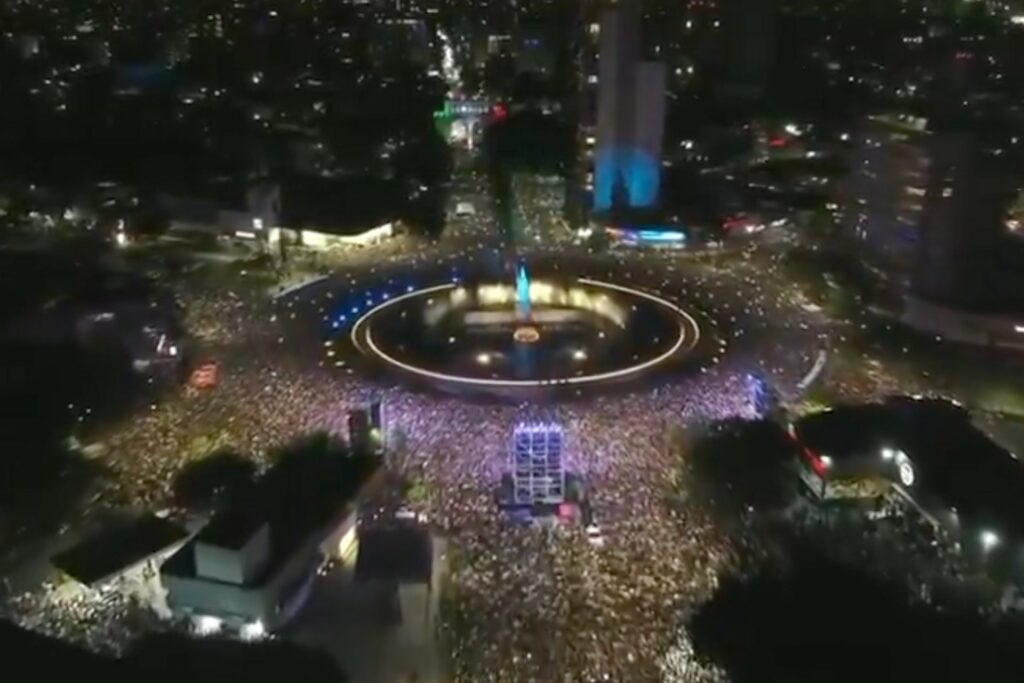 Maná reúne a más de 170 mil personas en concierto gratuito en Glorieta de La Minerva