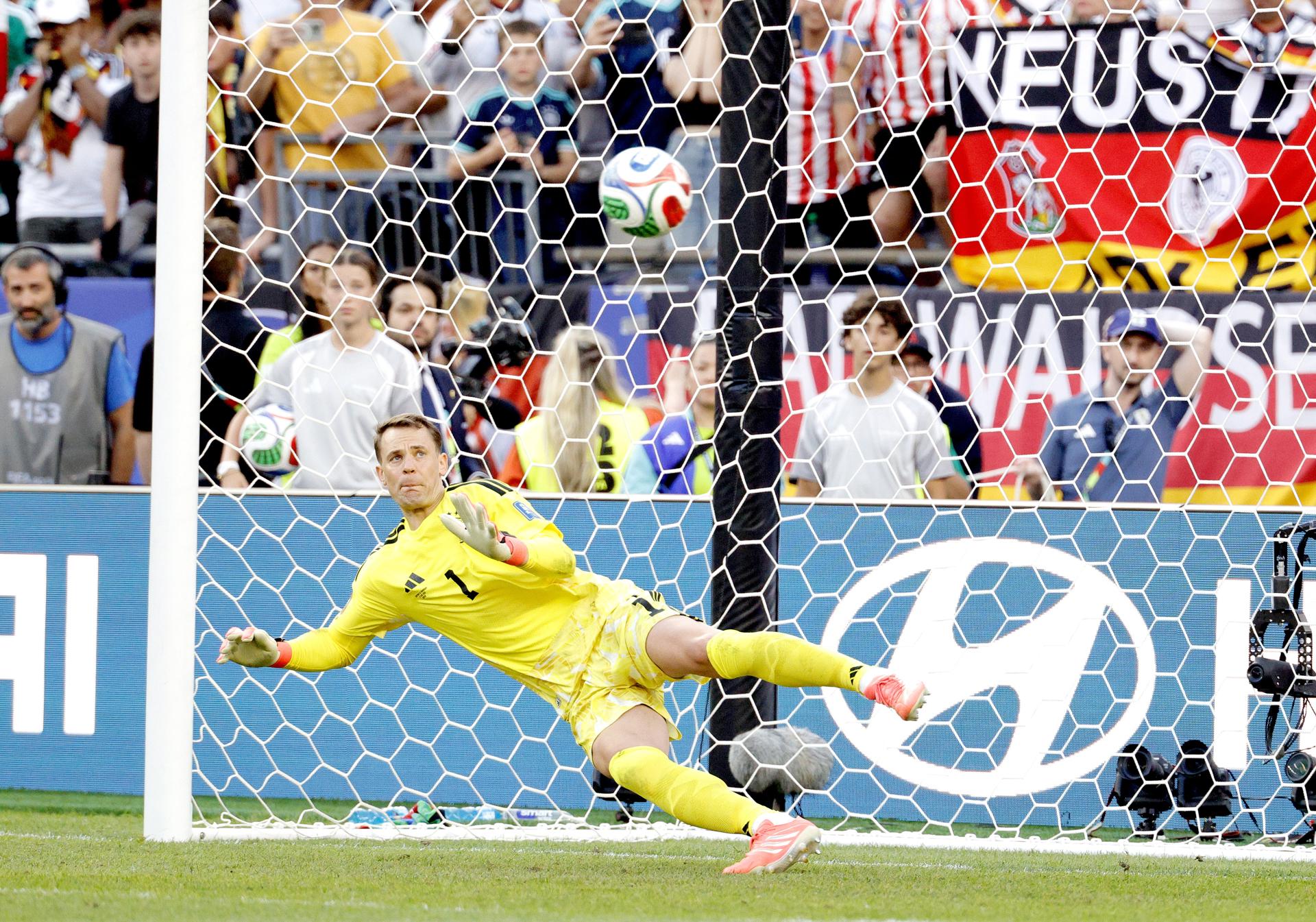 Manuel Neuer empata marca negativa de Antonio ‘Tota’ Carbajal