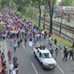 CNTE y madres buscadoras marchan hacia el Estadio CDMX