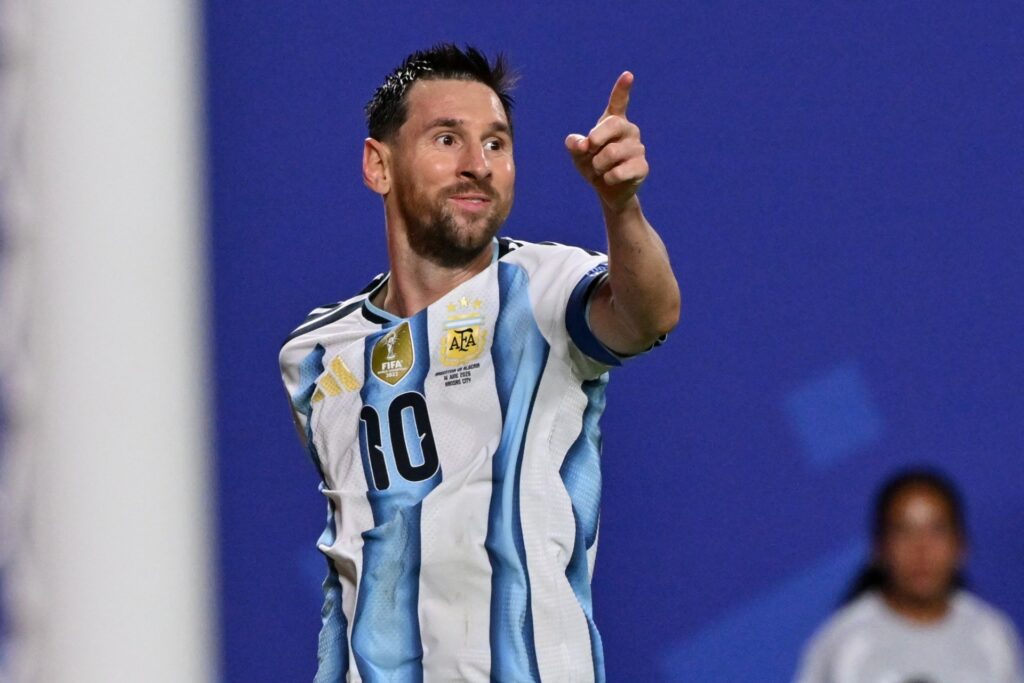 Messi extiende su leyenda: Goleador histórico y récord absoluto en su sexto Mundial