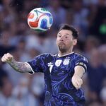Messi quiere que su historia haga “seguir soñando” a los niños con el deporte