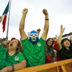 México desborda la pasión en el Zócalo y el Ángel de la Independencia tras el pase a 16vos de final del Mundial