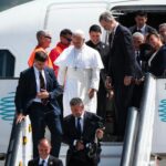Problema técnico en el avión retrasa la salida del papa León XIV de España