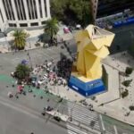 Maestros de la CNTE protestan en Segob y Paseo de la Reforma; amagan con ir al AICM