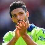Fulham confirma la salida del mexicano Raúl Jiménez