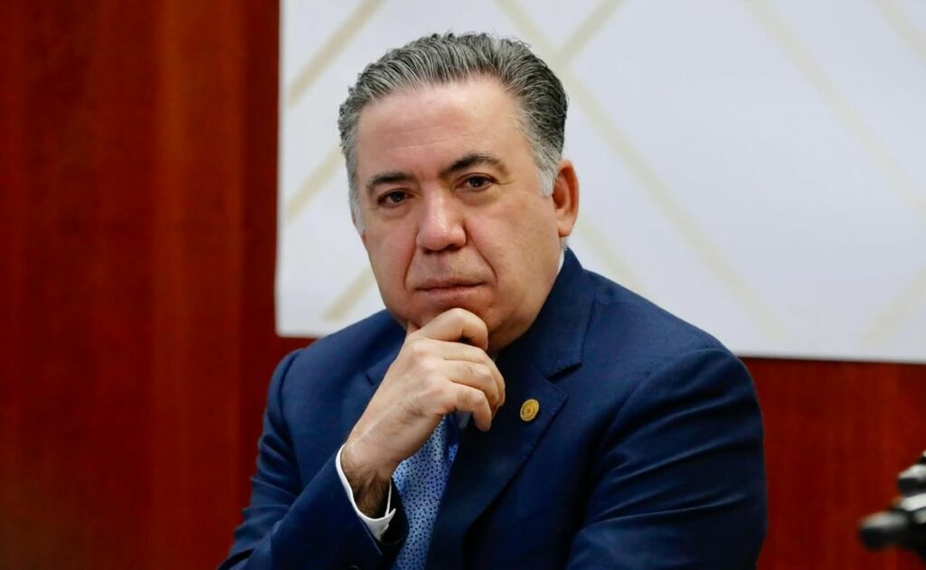 Enrique Inzunza reitera que no renunciará como senador ante acusaciones de EE.UU.