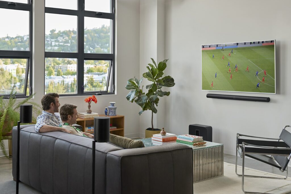 Diez gadgets esenciales para vivir el Mundial 2026 como nunca antes - sonos-arc-ultra-1024x683