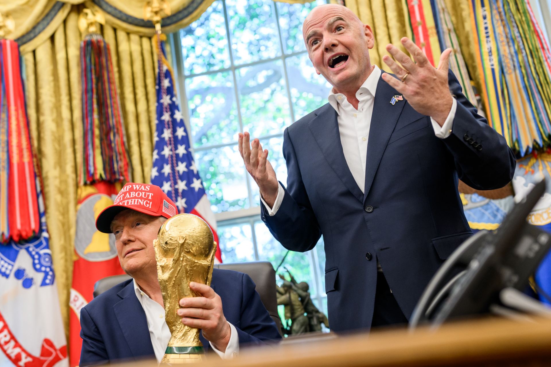 Trump: Infantino me pidió que entregara la Copa del Mundo