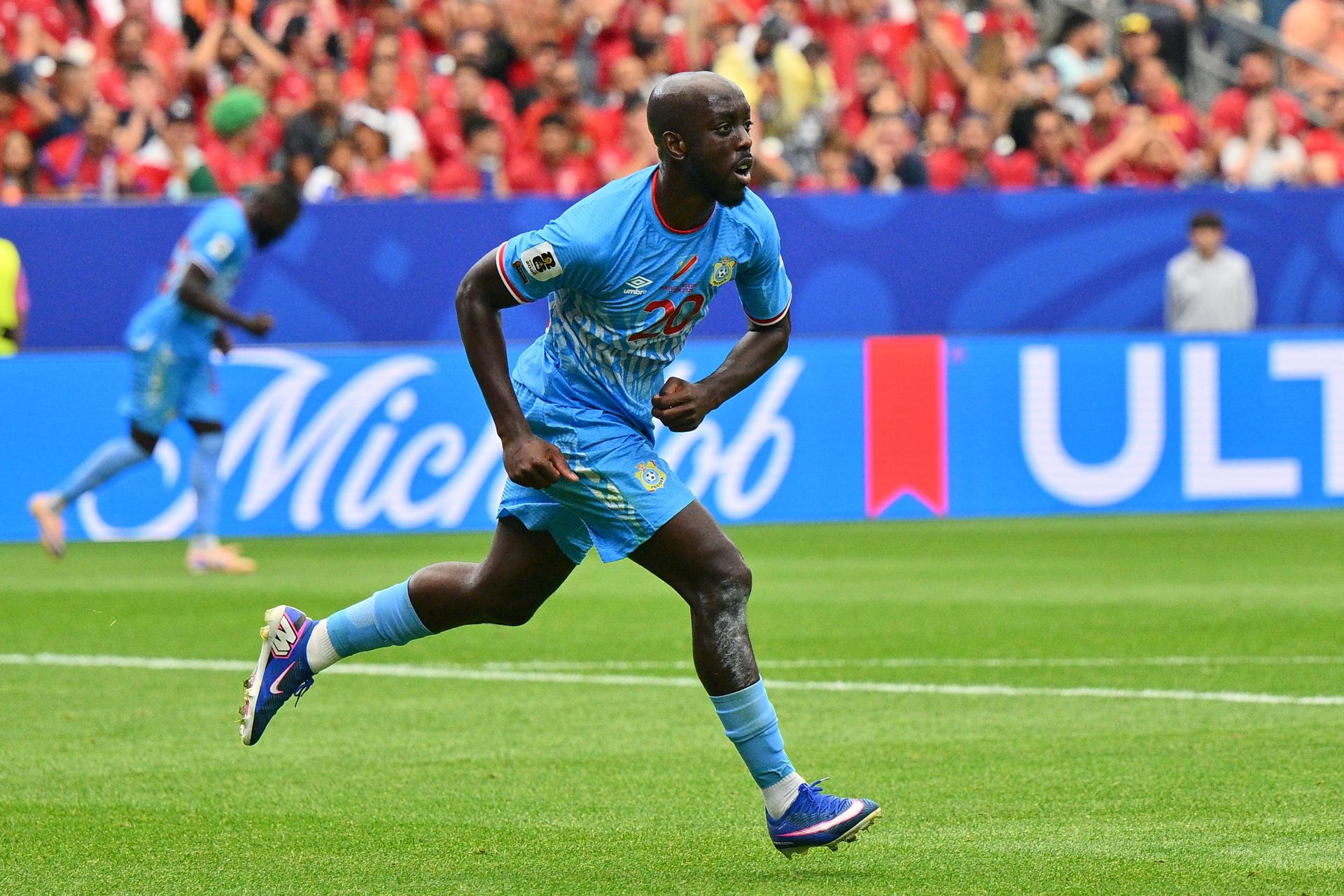 De un ataque con ácido a la gloria con RD Congo en el Mundial: La historia de superación de Yoane Wissa, anotador ante Portugal
