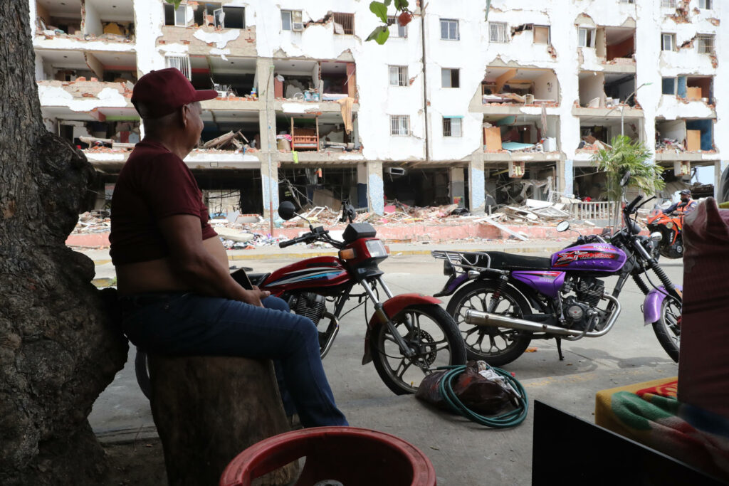 Venezuela evalúa el impacto en infraestructuras mientras se reduce la espereza de rescates - 37a27aee27cdf79afec50833ca18af65d6f56eeaw-1024x683