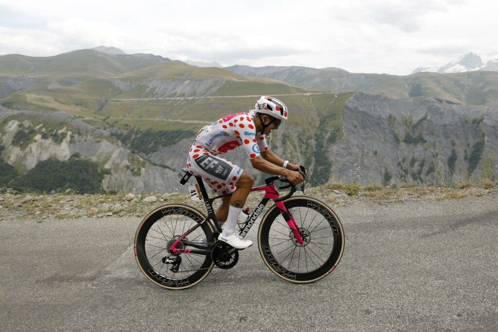 Isaac del Toro acaricia el podio del Tour de Francia 2026 tras superar la etapa reina - 7704f608f45f2e4b8d850668acfe8c92985a1bc7w-1024x683