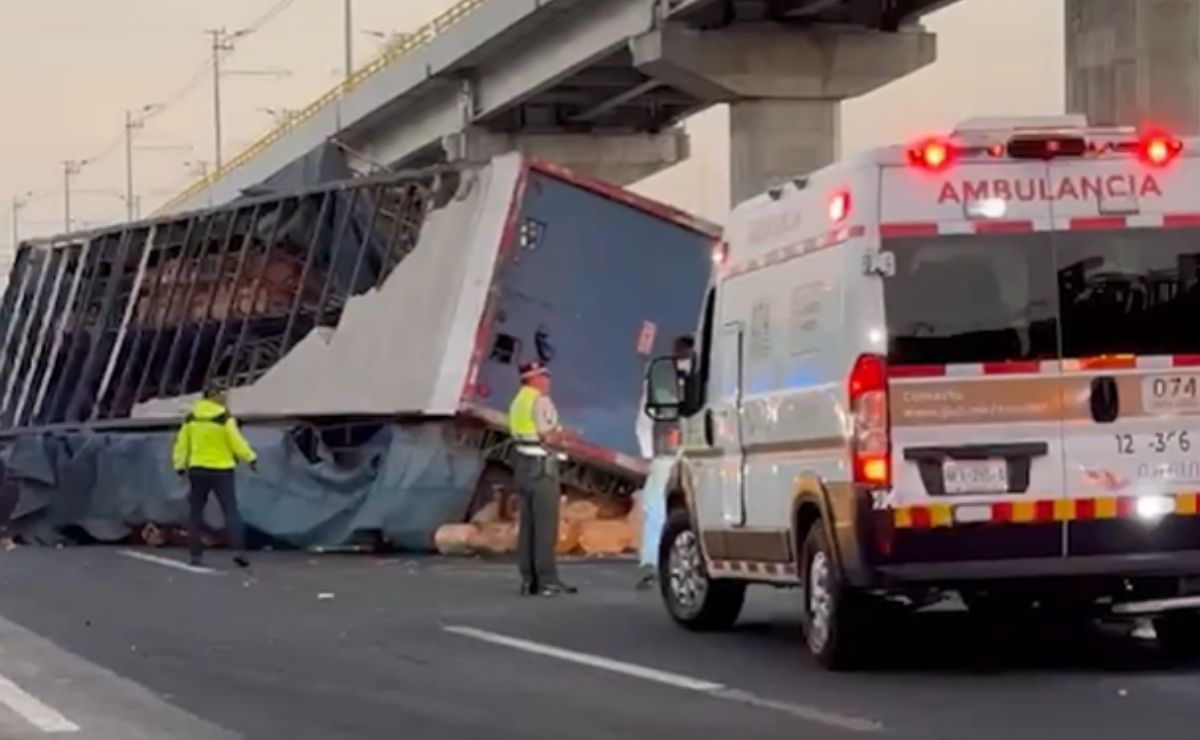 Accidente colapsa la México-Puebla, ¿qué ocurrió?