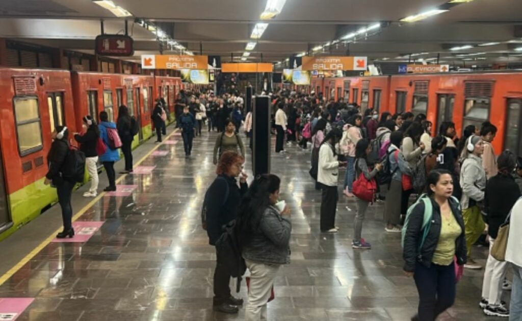 Metro CDMX, con dosificación de usuarios en ocho líneas